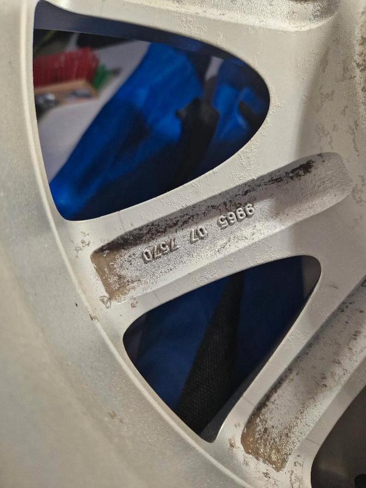 225 55 17"  101V, Auto-onderdelen, Banden en Velgen, Banden en Velgen, Zomerbanden, 17 inch, 225 mm, Personenwagen, Ophalen