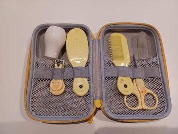 Verzorgingsset Avent Philips beschikbaar voor biedingen
