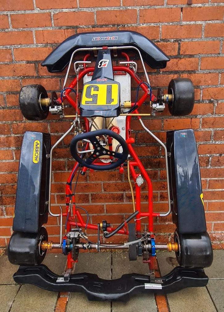 Schakelkart met net gereviseerde pavesi motor (ongeveer 46pk, Sport en Fitness, Karting, Zo goed als nieuw, Ophalen