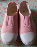 Roze turnpantoffels maat 33, Sports & Fitness, Gymnastique, Enlèvement ou Envoi, Neuf, Rose, Chaussons de gymnastique