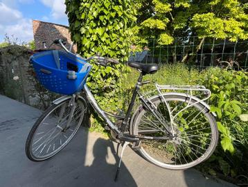 Damesfiets – 21 versnellingen beschikbaar voor biedingen