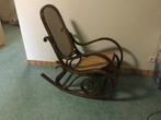 fauteuil à bascule Thonet, Enlèvement