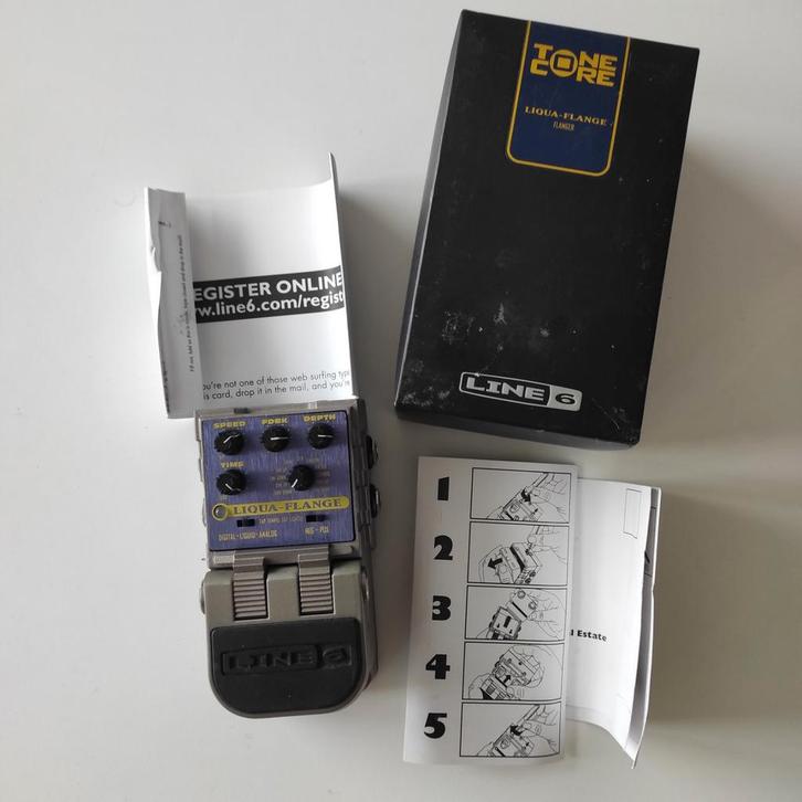 Line 6 - Liqua-Flange (flanger + liquid), Muziek en Instrumenten, Effecten, Zo goed als nieuw, Chorus, Delay of Echo, Volume, Wah Wah