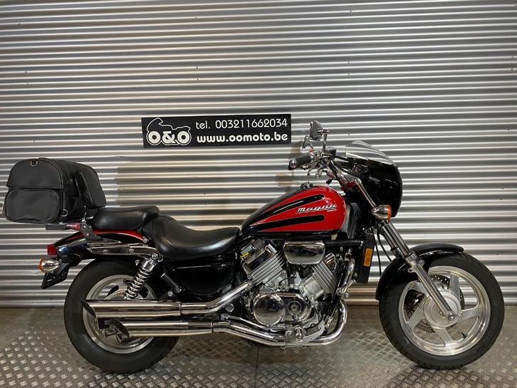 Honda VF750C Magna + 1 jaar Garantie + GRATIS onderhoud!, Motoren, Motoren | Honda, Bedrijf, Toermotor, meer dan 35 kW, 4 cilinders