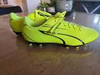 Voetbalschoenen puma mt 42, Sport en Fitness, Voetbal, Ophalen, Zo goed als nieuw, Schoenen