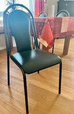 Quatre chaises vintage couleur vert foncé., Maison & Meubles, Enlèvement, Comme neuf, Autres matériaux, Quatre