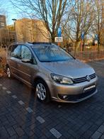 Vw Touran 1.6 tdi Automatique 7 places FULL OPTION, Auto's, Euro 5, Monovolume, Beige, 4 cilinders