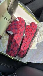Nouvelles sandales Gucci pour femmes !, Vêtements | Femmes, Chaussures, Gucci, Rouge, Enlèvement ou Envoi, Sandales de bain