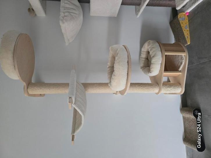 Wandkrabpaal, Dieren en Toebehoren, Kattenspeelgoed, Zo goed als nieuw, Ophalen