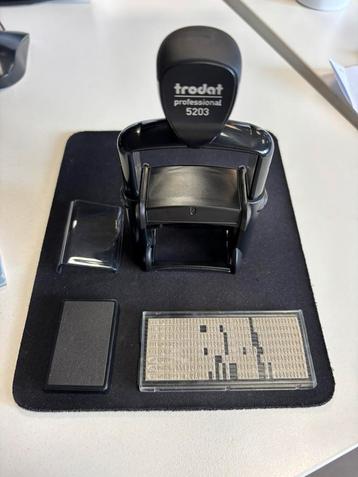 Zelf-inktende stempel trodat 5203 beschikbaar voor biedingen