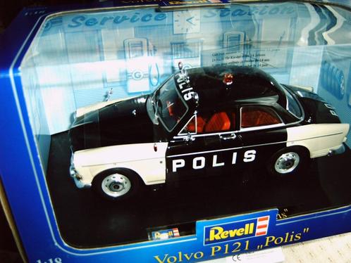 Revell 1:18 Volvo P121 Polizei Schweden Polis mit OVP, Hobby & Loisirs créatifs, Voitures miniatures | 1:18, Comme neuf, Voiture