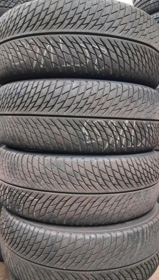 2555519 255/55/19 255/55r19  8mm demo, Auto-onderdelen, Besturing, Audi, BMW, Citroën, Daihatsu, Fiat, Ford, Honda, Jeep, Mazda