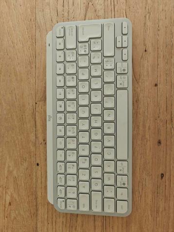 LOGITECH Keyboard Azerty beschikbaar voor biedingen