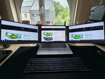 Duo monitor Alpha Pro beschikbaar voor biedingen