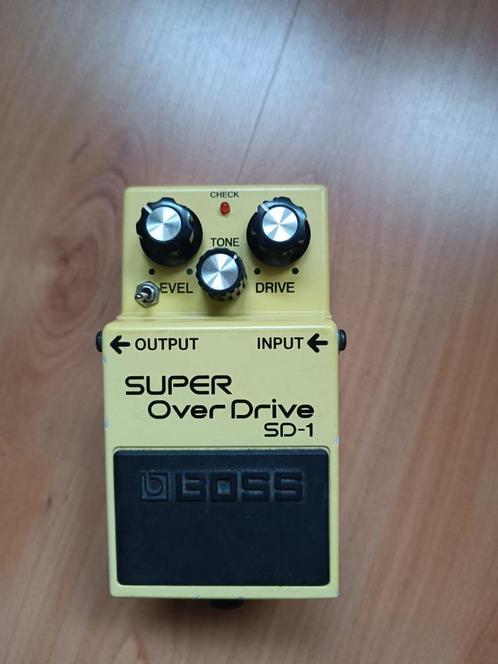 Boss SD-1 met Mod (Video beschikbaar), Musique & Instruments, Effets, Utilisé, Distortion, Overdrive ou Fuzz, Enlèvement ou Envoi