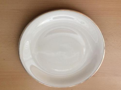 servies Bavaria Vohenstauss Johan Seltmann, Huis en Inrichting, Keuken | Servies, Gebruikt, Compleet servies, Effen, Ophalen