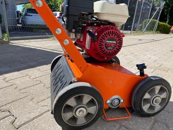 Verticuteermachine, Tuin en Terras, Ophalen, Gebruikt, Benzine, Eliet / Honda