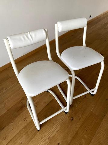 Barstoelen, wit, 2 stuks beschikbaar voor biedingen