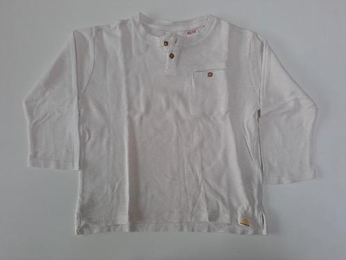 Mt 98 Witte T-shirt lange mouwen met bruine knoopjes, Kinderen en Baby's, Kinderkleding | Maat 98, Zo goed als nieuw, Jongen, Shirt of Longsleeve