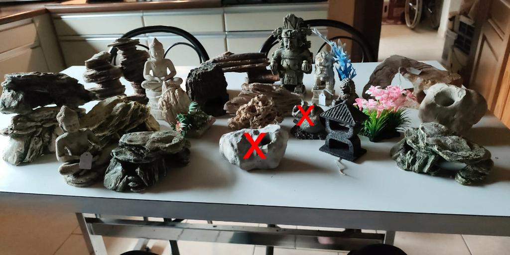 AV. DECORATIONS AQUARIUM .10 % SERONT VERSER POUR TELEVIE ., Ophalen, Gebruikt