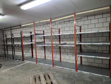 8 meter magazijnrek  beschikbaar voor biedingen
