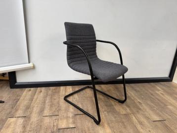 Vergaderstoel ribbel slede frame beschikbaar voor biedingen