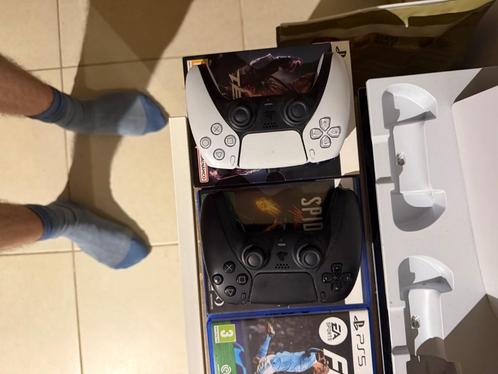Ps5 slim disk versie + games + assosoires, Games en Spelcomputers, Spelcomputers | Sony PlayStation 5, Zo goed als nieuw, Playstation 5