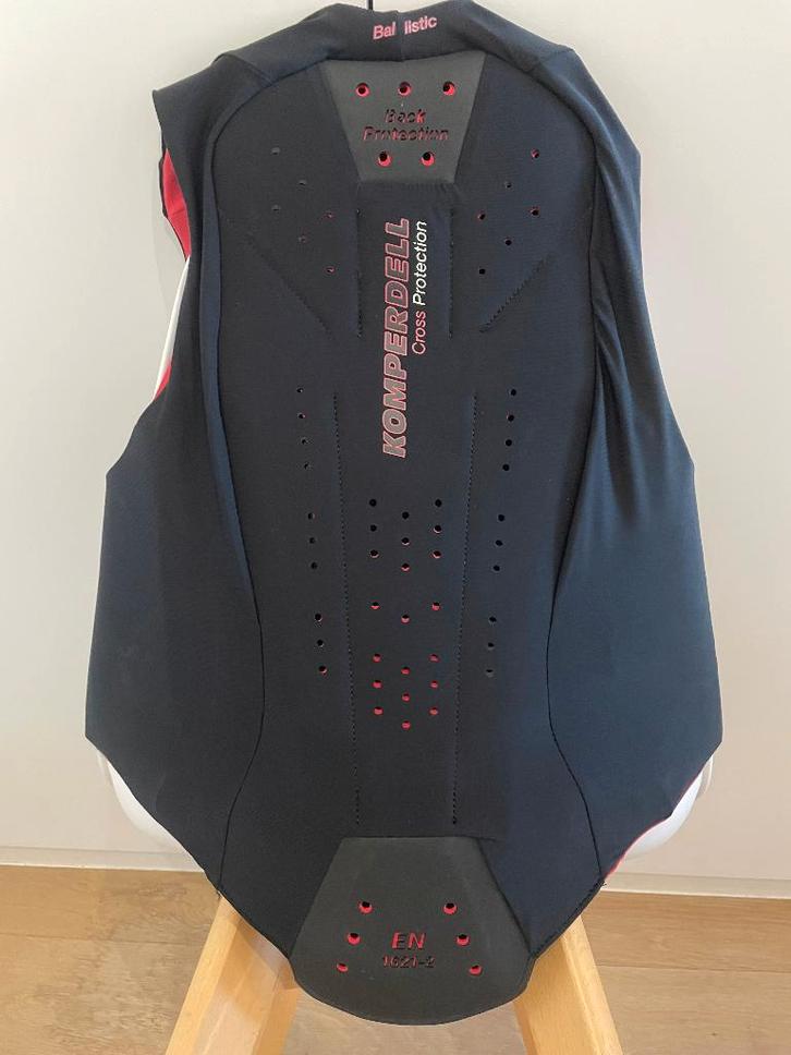 Komperdell dames ski rugprotector - 5 dagen gedragen., Sport en Fitness, Skiën en Langlaufen, Zo goed als nieuw, Kleding, Ski