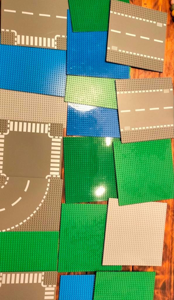 Lot 19 plaques de différentes couleurs 32x32, Enfants & Bébés, Jouets | Duplo & Lego, Comme neuf, Lego, Envoi