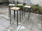 4 Hoge stoelen (25euro per stoel), Huis en Inrichting, Ophalen, Zwart, Zo goed als nieuw, Vier