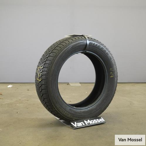 Bridgestone Blizzak LM 80 evo Winterband 215/60/R17, Auto-onderdelen, Banden en Velgen, Band(en), Winterbanden, 17 inch, 215 mm