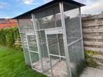 Volière, Dieren en Toebehoren