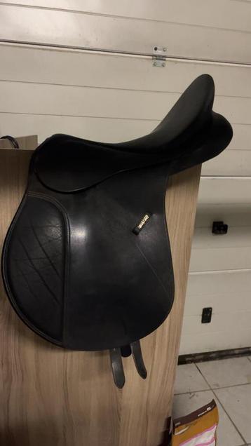 Net wintec vzh zadel beschikbaar voor biedingen