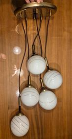 Vintage stilnovo hanglamp met opaalglazen bollen – jaren 60, Ophalen, Gebruikt, Glas