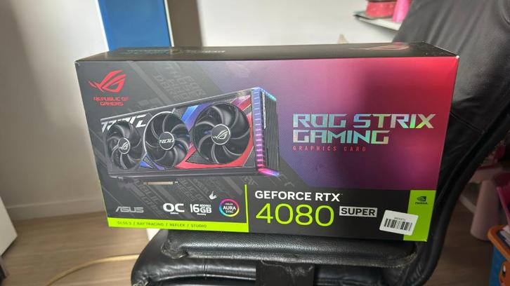 Asus ROG Strix  RTX 4080 super OC, Computers en Software, Videokaarten, Zo goed als nieuw, Nvidia, PCI-Express 4.0, GDDR6, HDMI