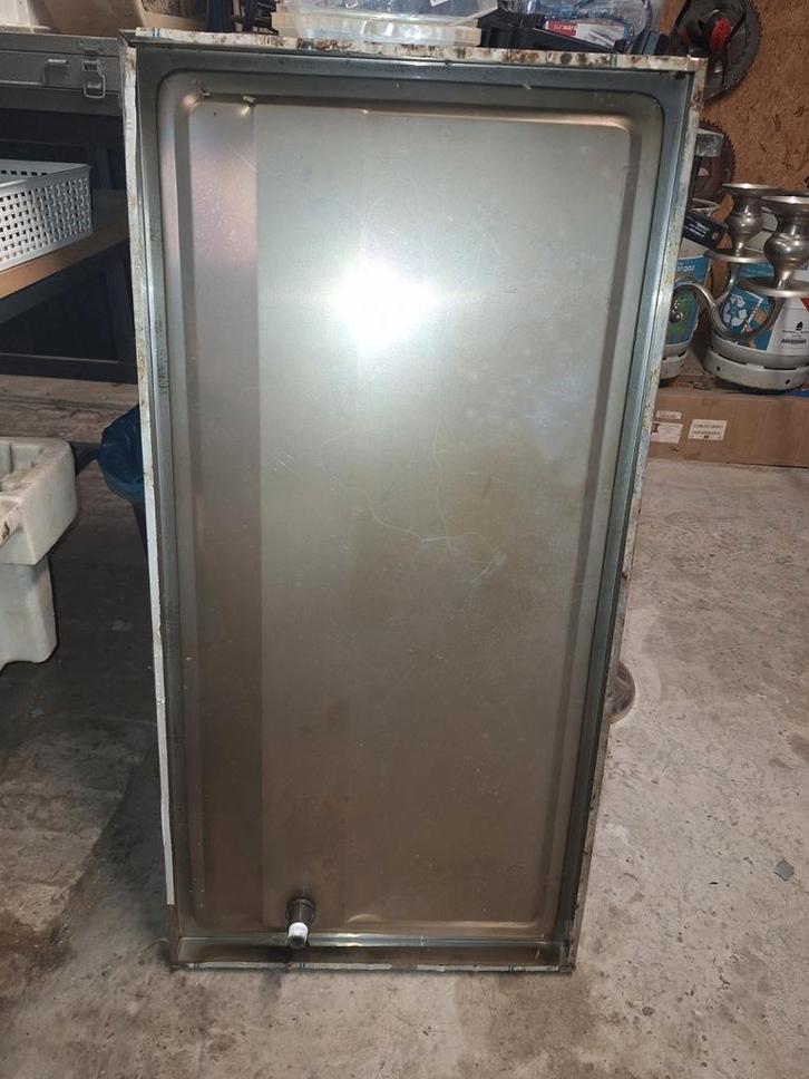 Poubelles de vidange (2), hôtellerie, Electroménager, Hottes, Enlèvement