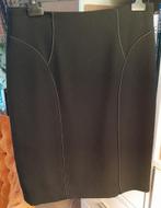 jupe noire droite, Sans marque, Noir, Porté, Taille 42/44 (L)