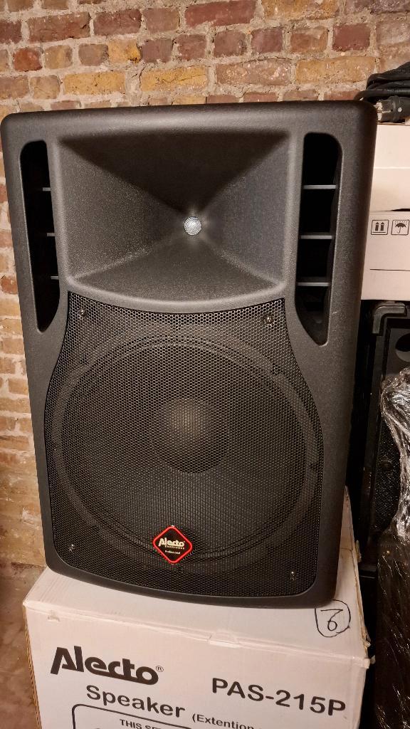 Set ALECTO PAS-215P PROFESSIONELE speaker 840W met statieven, Audio, Tv en Foto, Luidsprekerboxen, Zo goed als nieuw, Front, Rear of Stereo speakers