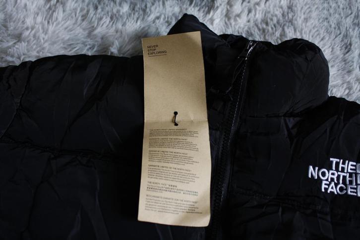 The North Face Nuptse 1996, Kleding | Heren, Jassen | Winter, Nieuw, Maat 52/54 (L), Zwart, Ophalen of Verzenden