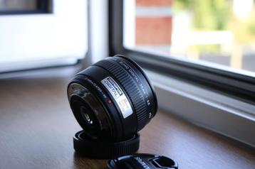 Olympus 35mm f3.5 macro lens  beschikbaar voor biedingen