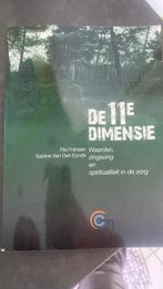 Spirualiteit in de zorg De 11de dimensie, Boeken, Ophalen, Zo goed als nieuw, Ria Fransen; Sabine van den Eynde
