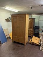 Vintage kledingkast, Huis en Inrichting, Kasten | Kleerkasten, Ophalen, Gebruikt, Met deur(en)