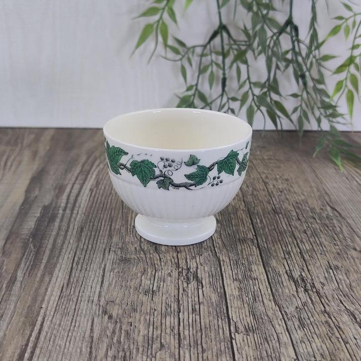 Wedgwood Stratford Suikerkommetje klein, Antiek en Kunst, Antiek | Servies los, Ophalen of Verzenden