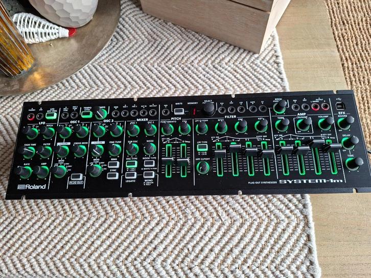 Roland System-1M, Muziek en Instrumenten, Synthesizers, Zo goed als nieuw, Roland, Ophalen of Verzenden