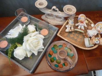 Lot brocante 8 caisses hyper remplie + 2 vases fleurs, lavé., Divers, Enlèvement ou Envoi