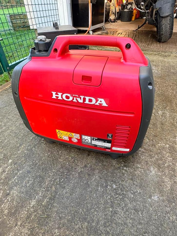 Groupe Honda EU 22I, Bricolage & Construction, Générateurs, Comme neuf, Enlèvement