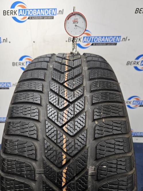 4x Pirelli Sottozero 3 235/35 R19 91W 235/35/19 2353519 (pri, Auto-onderdelen, Banden en Velgen, Band(en), Winterbanden, 19 inch