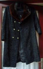 Vintage mantel: Zwarte astrakan jas met pelskraag maat 38, Astrakan, Noir, Taille 38/40 (M), Porté