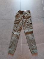 Cargo broek Kaki Jack and jones maat 128, Kinderen en Baby's, Zo goed als nieuw, Ophalen, Broek, Jongen