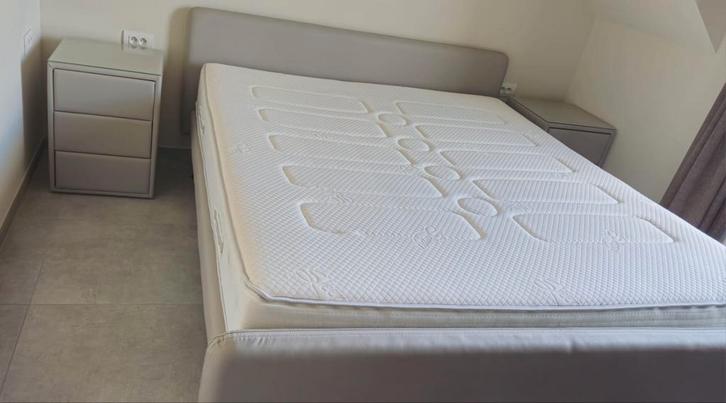 Tweepersoonsbed 180x200cm, Huis en Inrichting, Slaapkamer | Bedden, Zo goed als nieuw, Ophalen